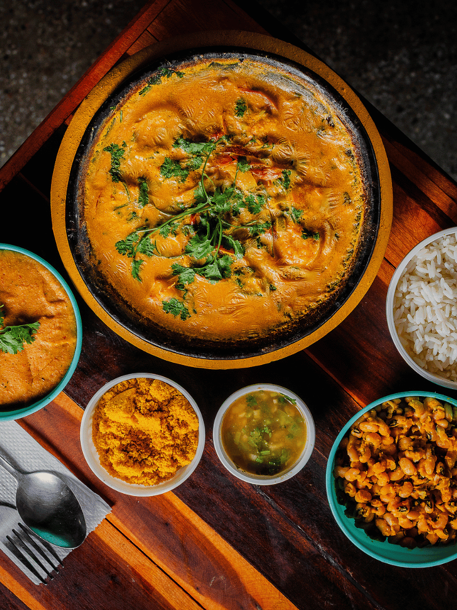 Moqueca de Peixe e Camarão