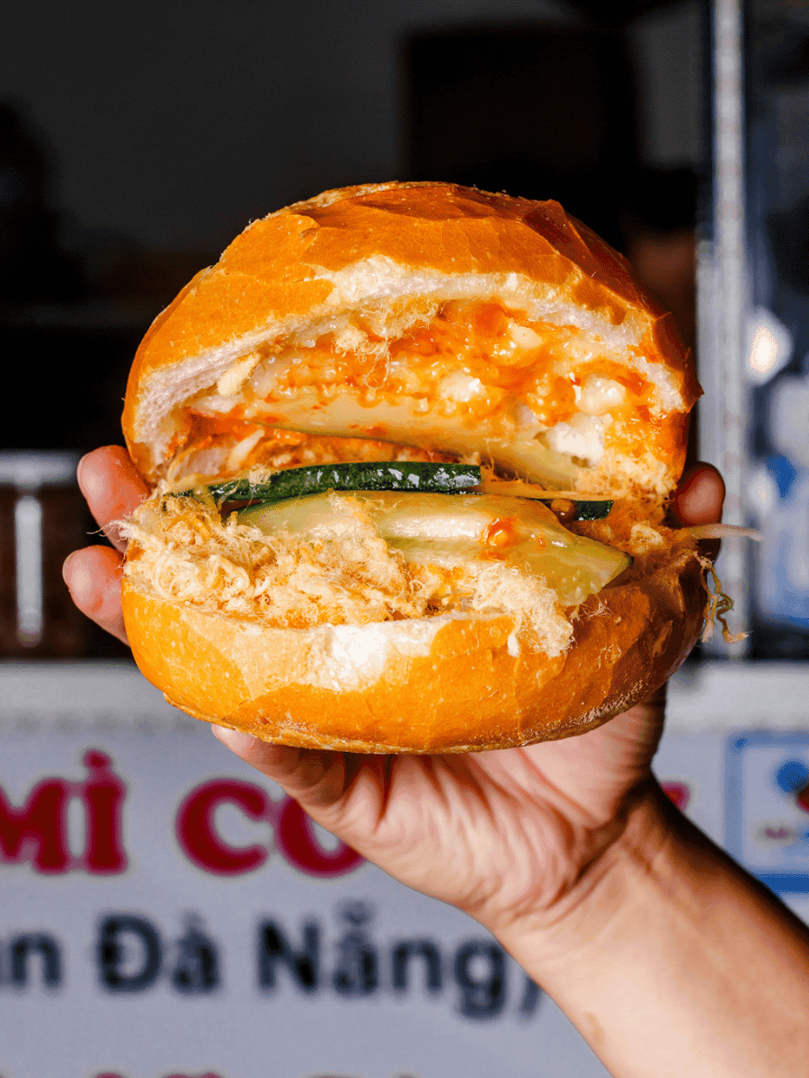 Bánh Mì Chả Cá
